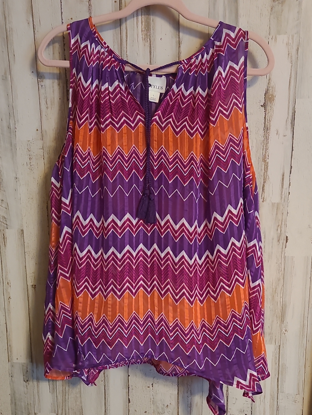 STYLUS Sleeveless Chevron Print Camisole in Purple & Orange